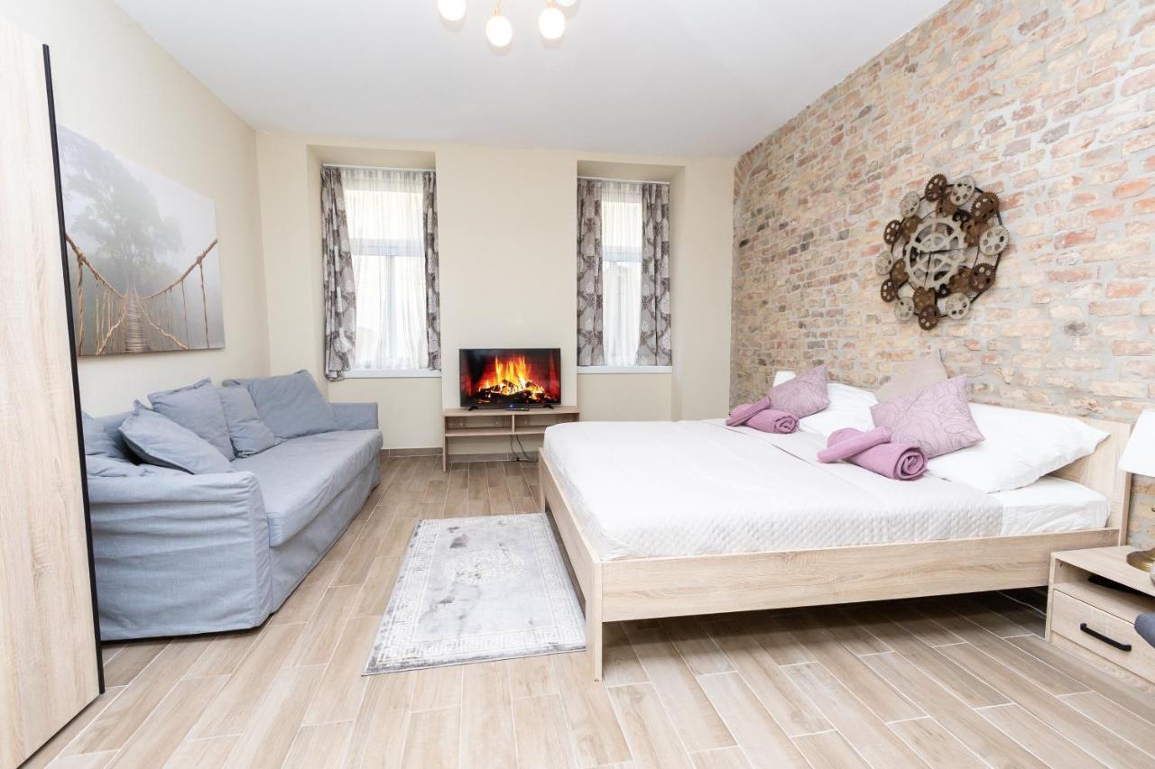 Comfortable Romantic 1 Bedroom Apartment Near Augarten Відень Екстер'єр фото
