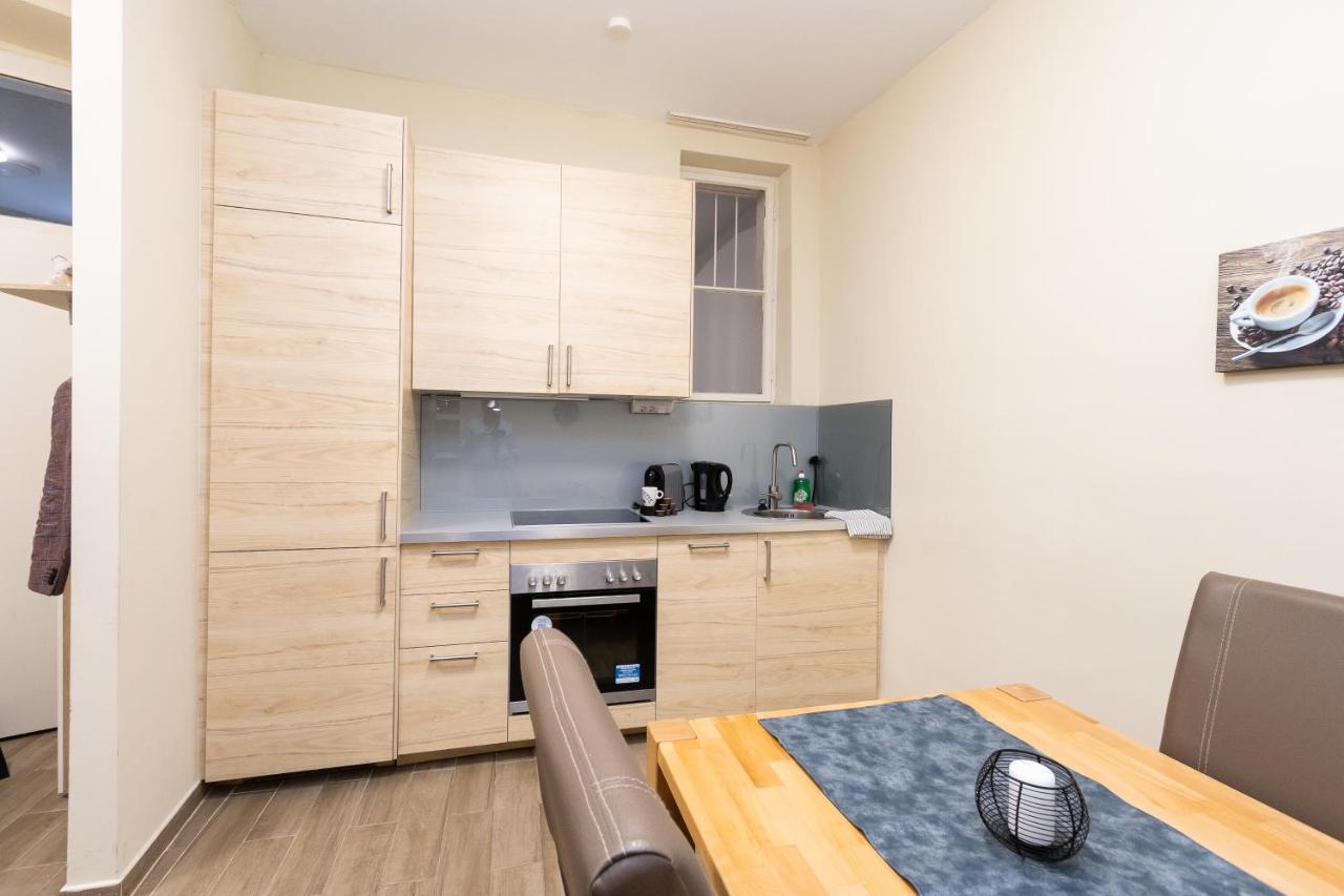 Comfortable Romantic 1 Bedroom Apartment Near Augarten Відень Екстер'єр фото
